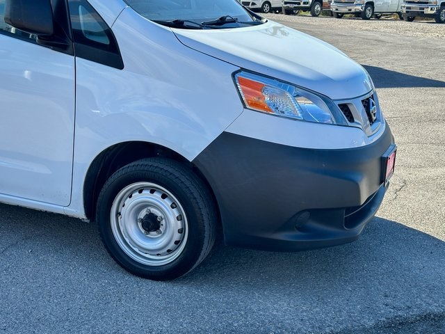 2019 Nissan NV200 S photo 3