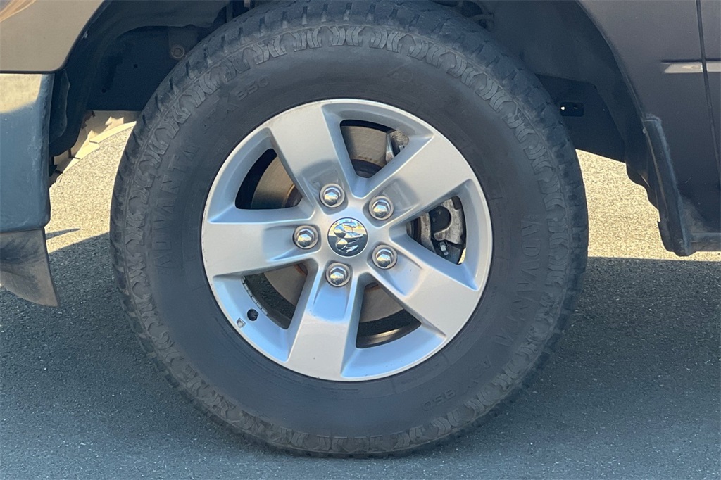 2021 Ram 1500 Classic SLT photo 13