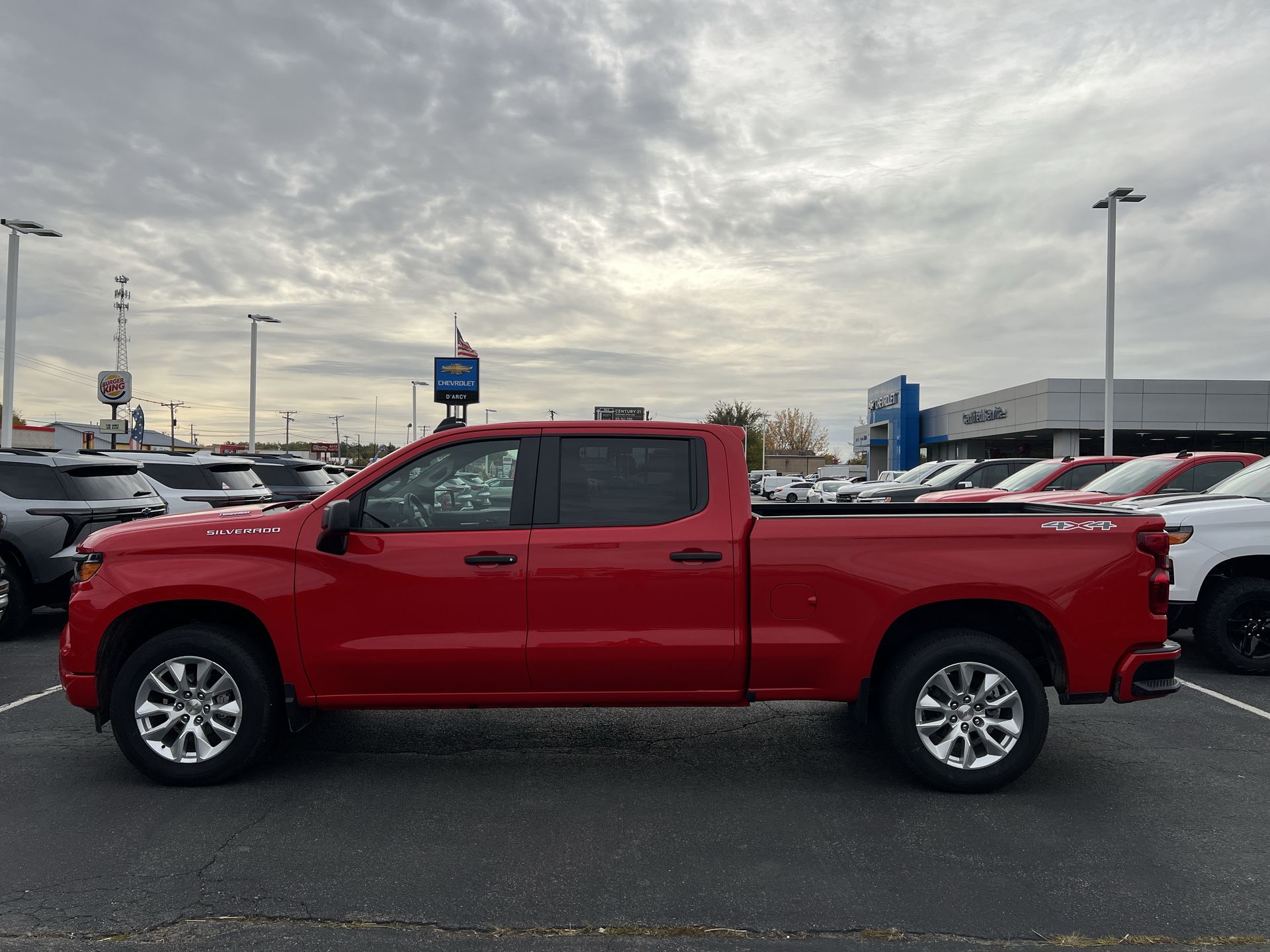 2025 Chevrolet Silverado 1500 Custom photo 2
