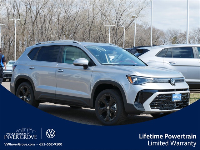 2025 Volkswagen Taos SEL's photo