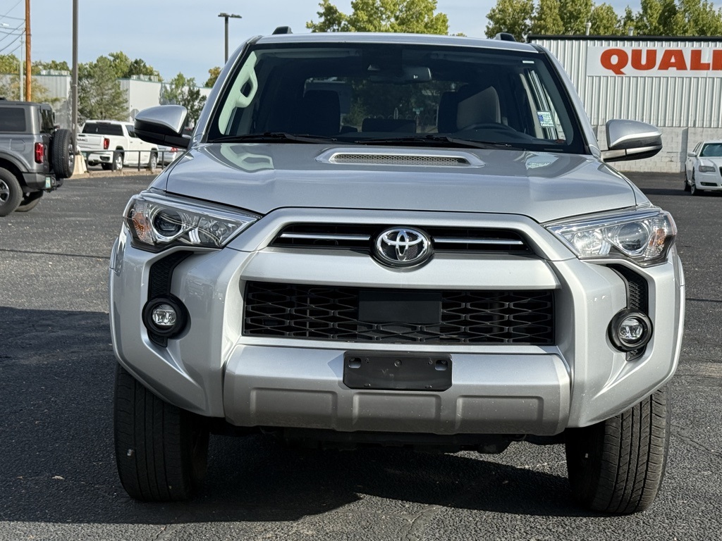 2023 Toyota 4Runner TRD Off-Road photo 3