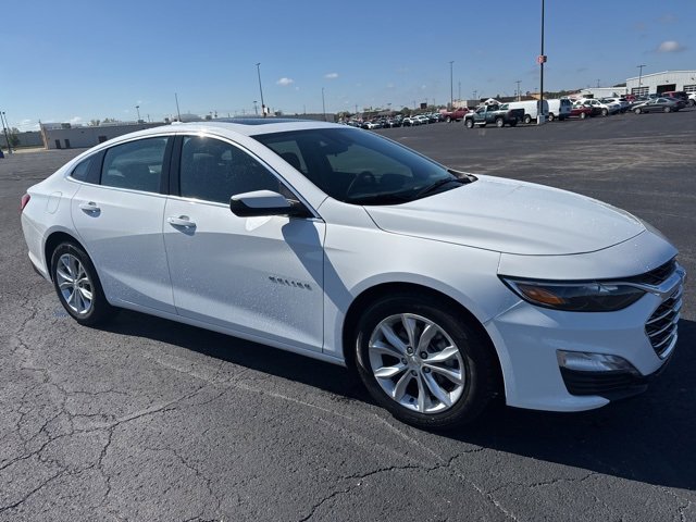 2024 Chevrolet Malibu 1LT photo 3