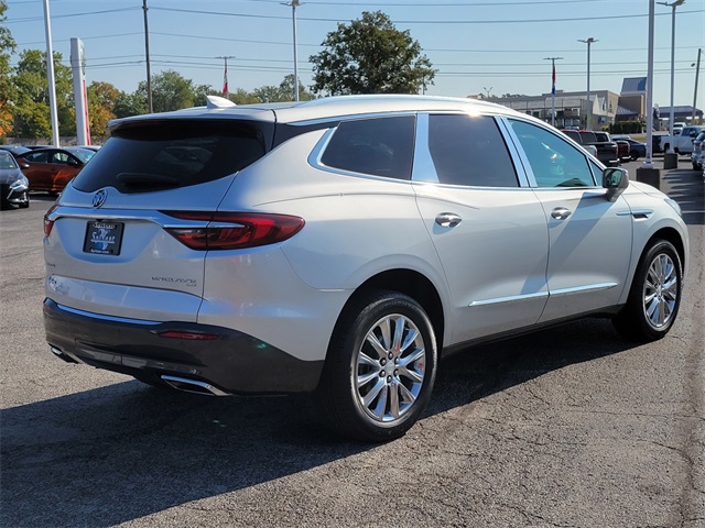 2018 Buick Enclave Essence photo 4