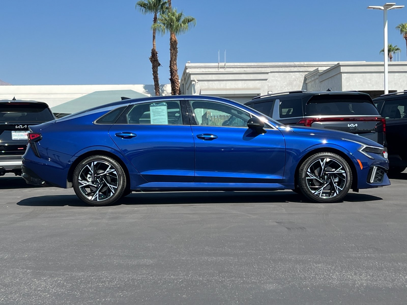 2025 Kia K5 GT-Line photo 2