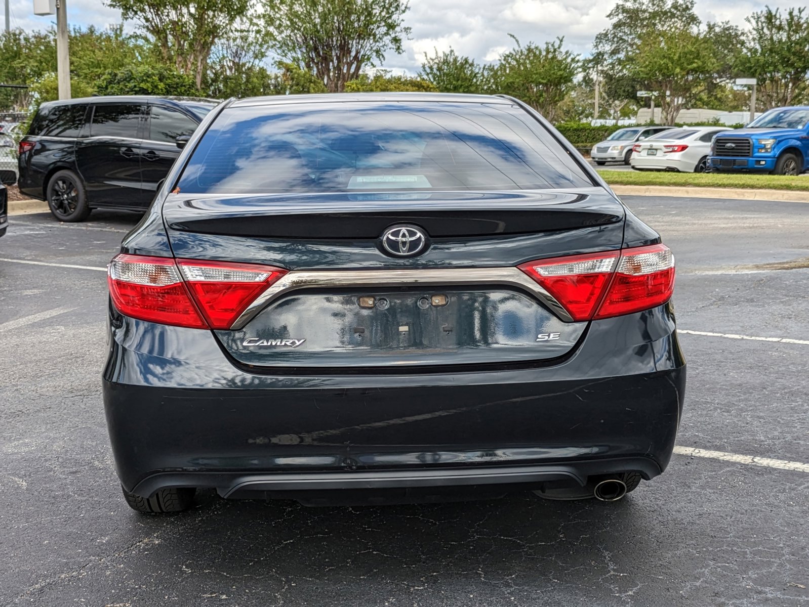 PreOwned 2015 Toyota Camry SE 4dr Car in West Palm Beach FU044713