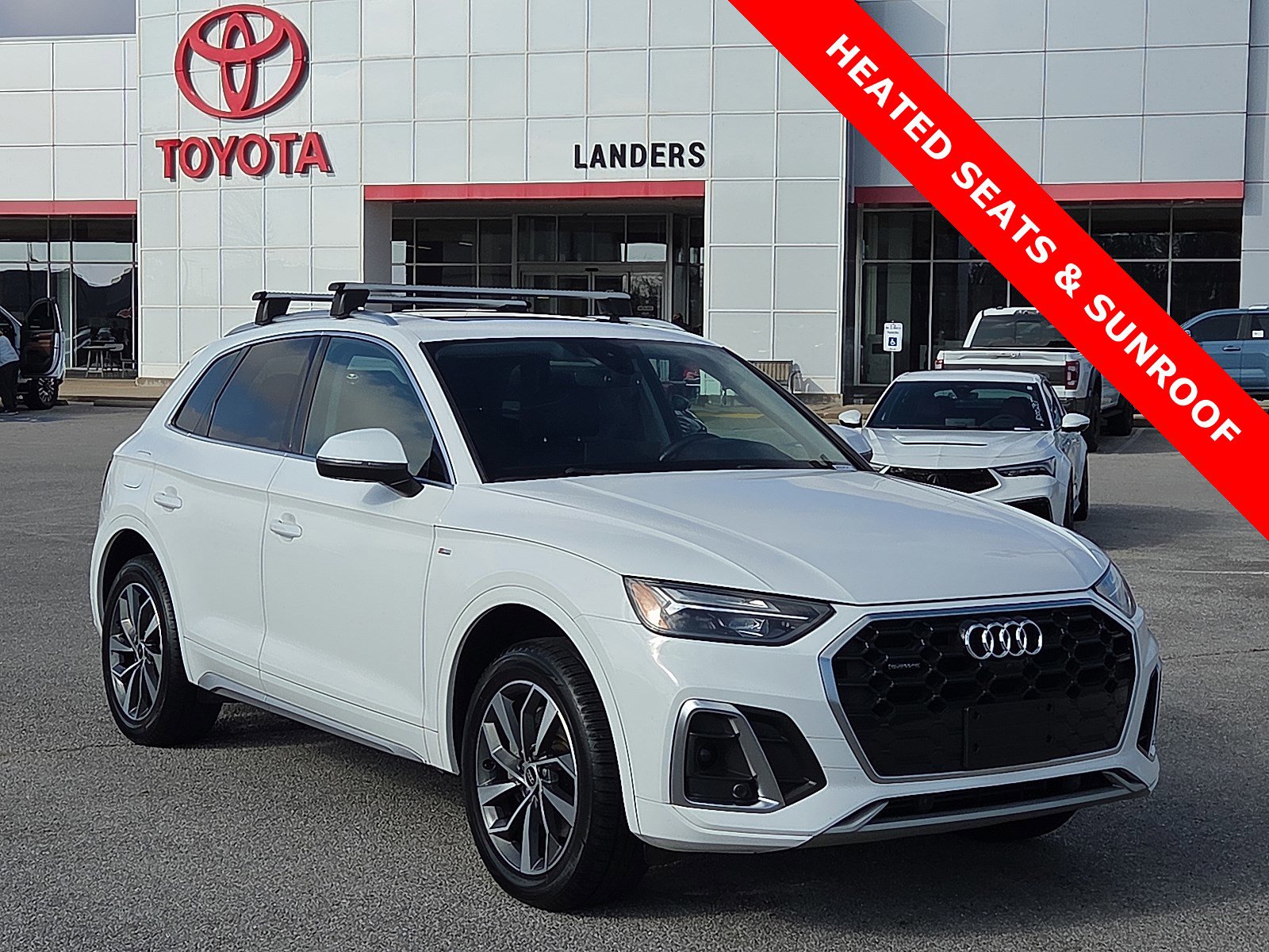 2023 Audi Q5 Premium Plus's photo