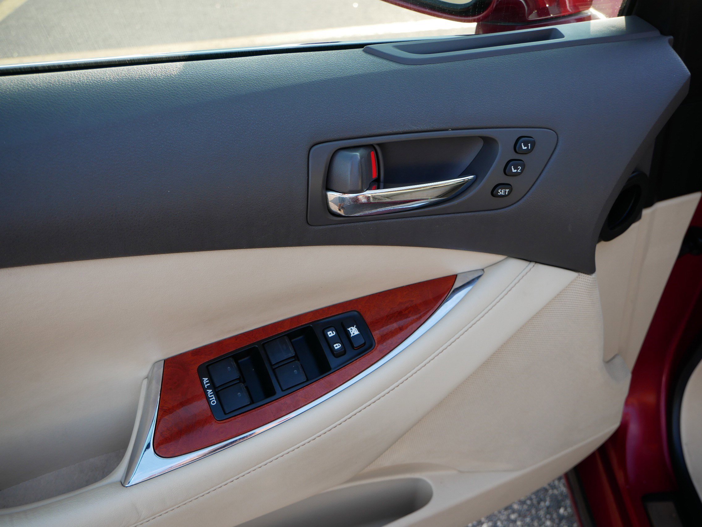 2010 Lexus ES 350 photo 18