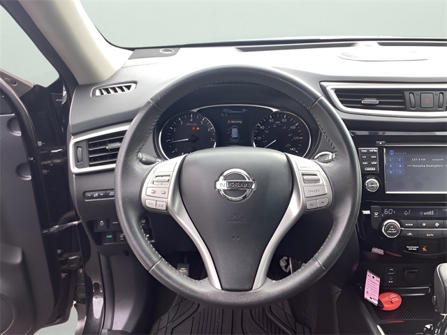 2016 Nissan Rogue SL photo 12