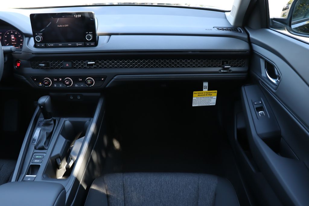 2025 Honda Accord SE photo 14