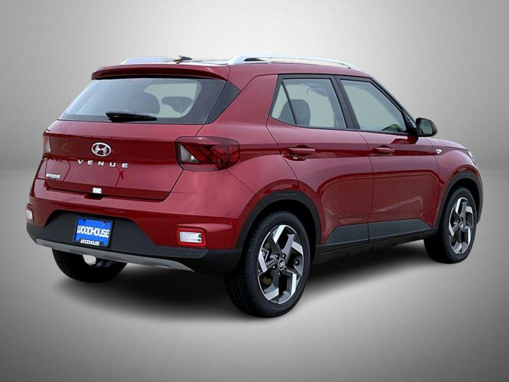 2025 Hyundai Venue Limited photo 5
