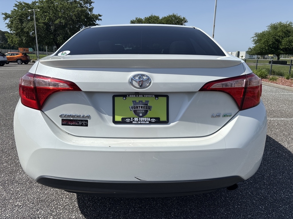 2017 Toyota Corolla LE Eco photo 4