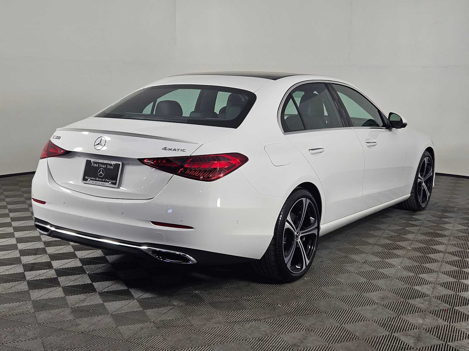 2025 Mercedes Benz C 300 4MATIC photo 4