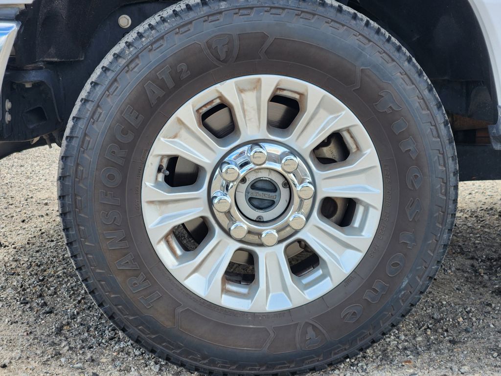 2022 Ford F-250 XLT photo 10