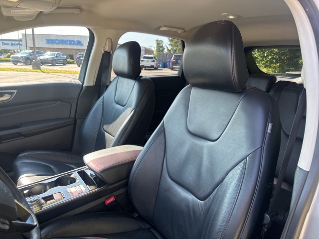 2019 Ford Edge Titanium photo 6
