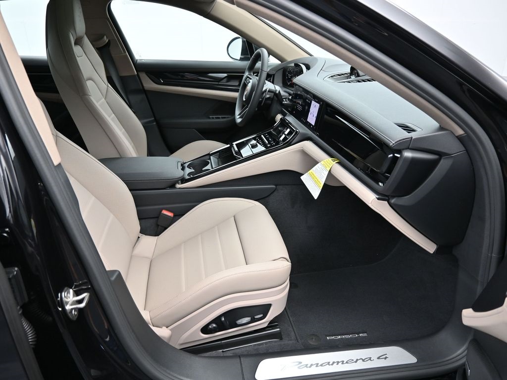 2026 Porsche Panamera E-Hybrid 4 photo 23