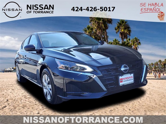 2025 Nissan Altima S's photo