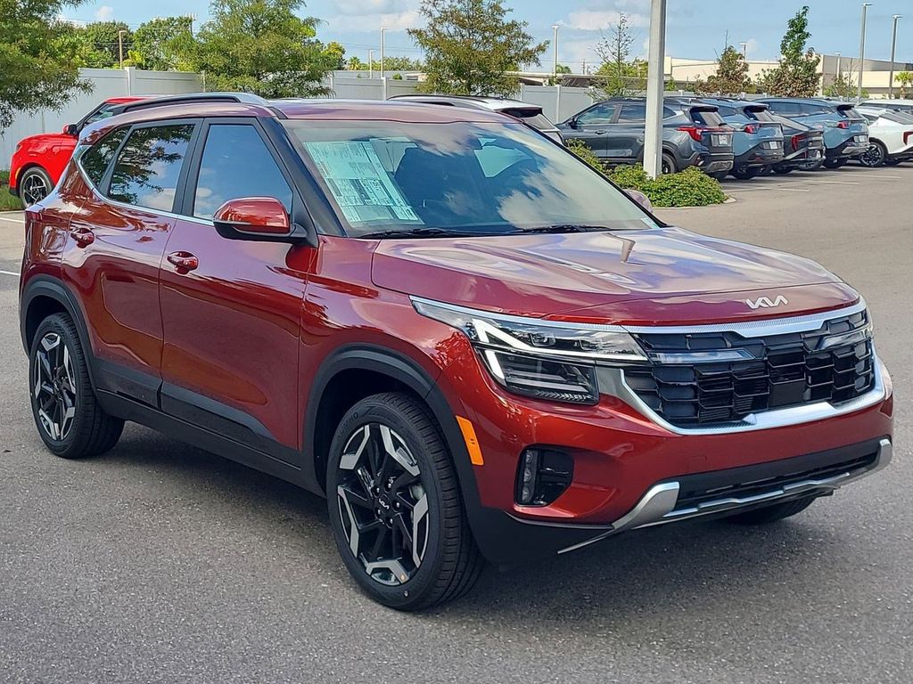 2026 Kia Seltos SX photo 3