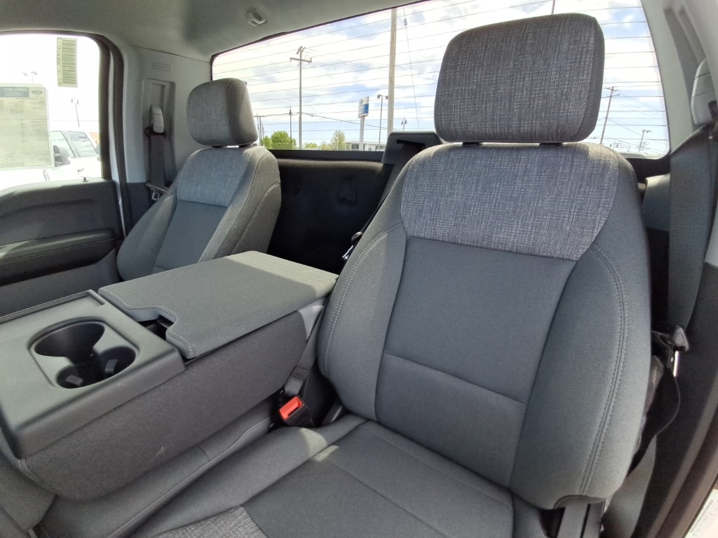 2025 Ford F-250 XLT photo 7