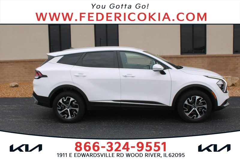 2023 Kia Sportage EX's photo