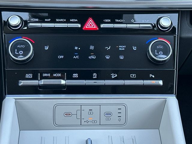 2026 Hyundai Santa Fe SEL photo 17