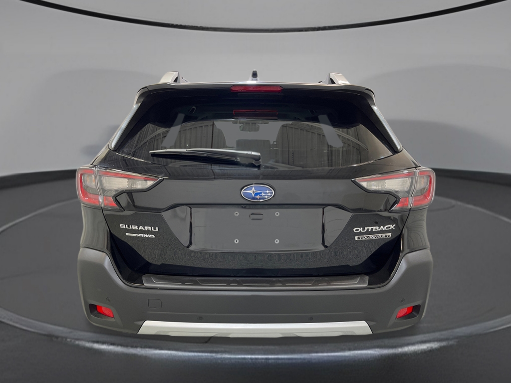 2025 Subaru Outback Touring XT photo 3