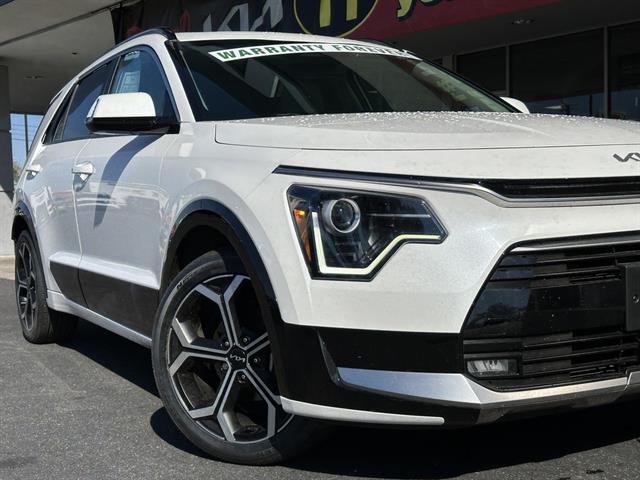 2024 Kia Niro EX photo 3