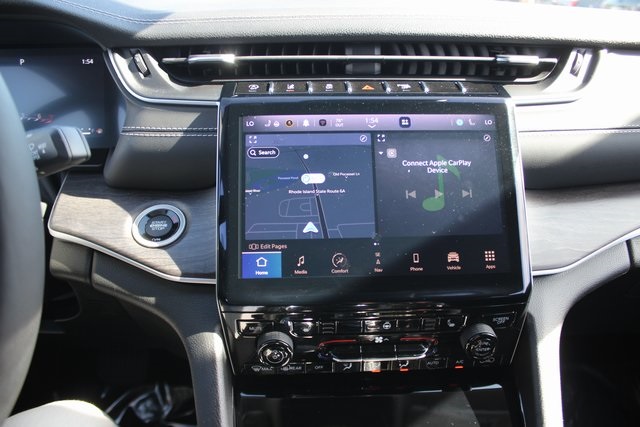 2023 Jeep Grand Cherokee Limited photo 3