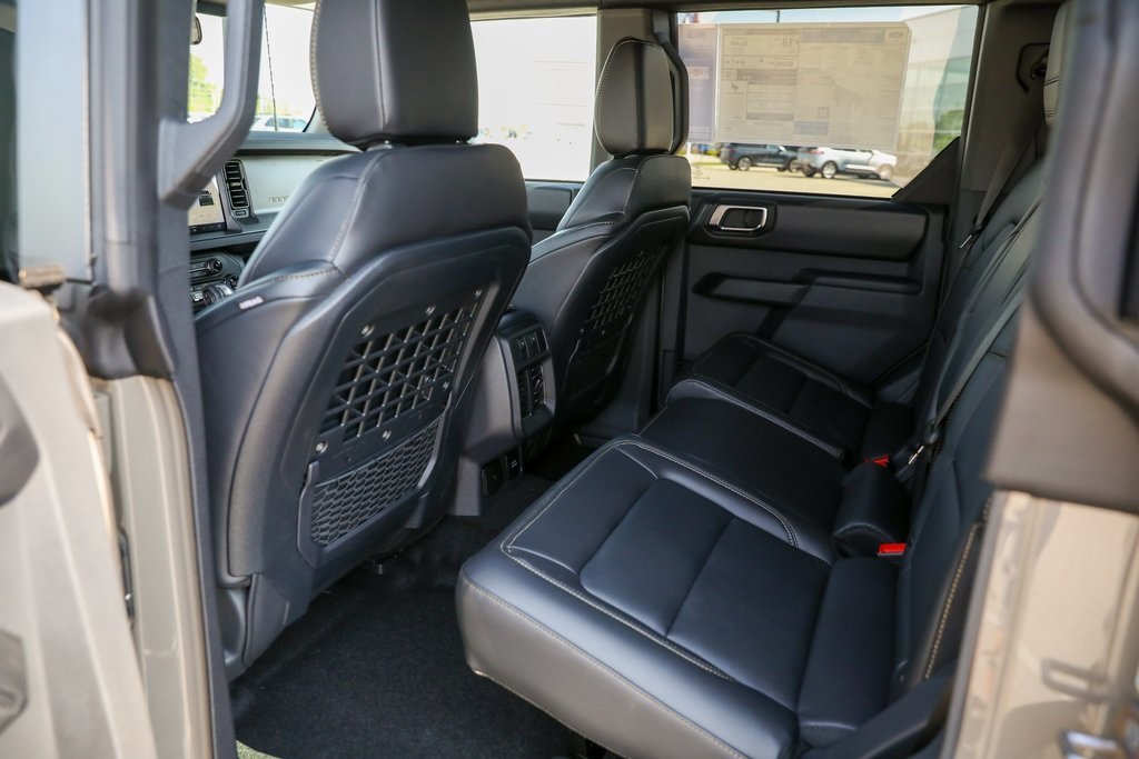 2025 Ford Bronco Badlands photo 27