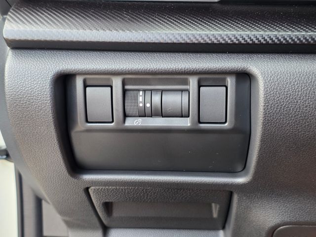 2025 Subaru Crosstrek Premium photo 35
