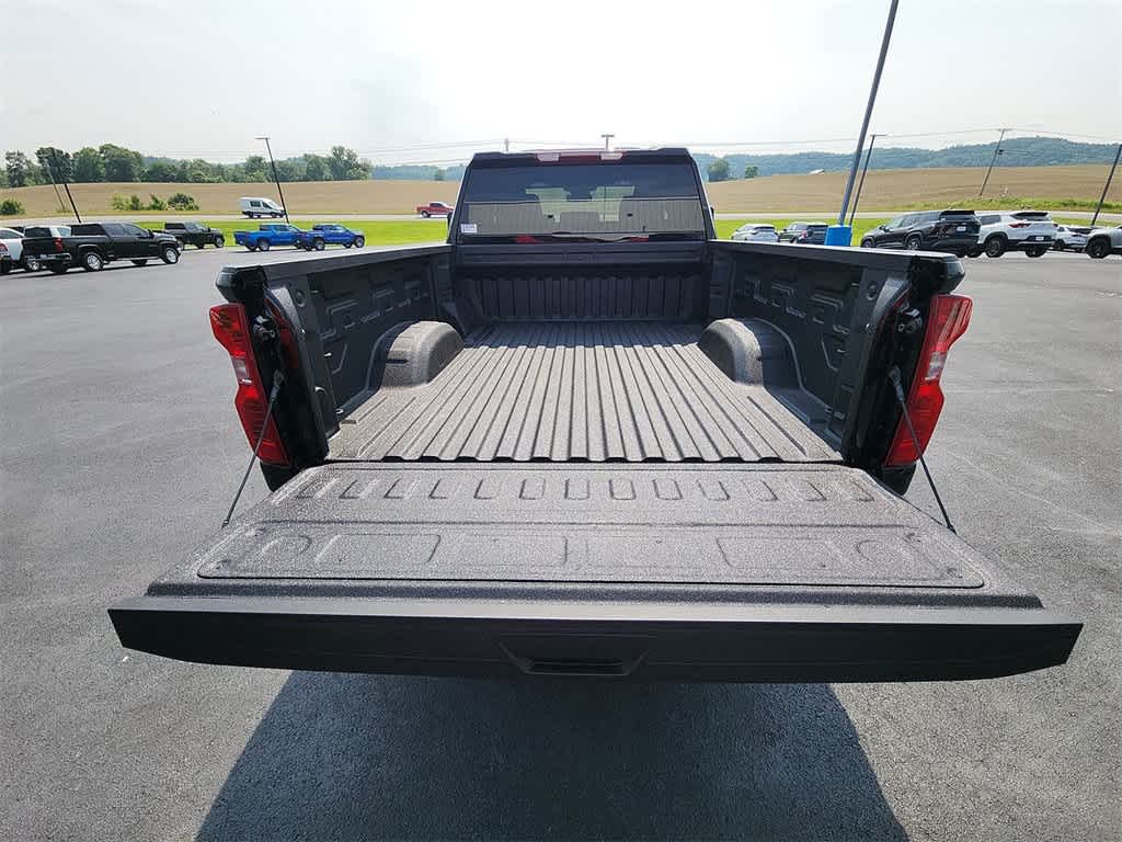 2025 Chevrolet Silverado 2500HD Custom photo 23