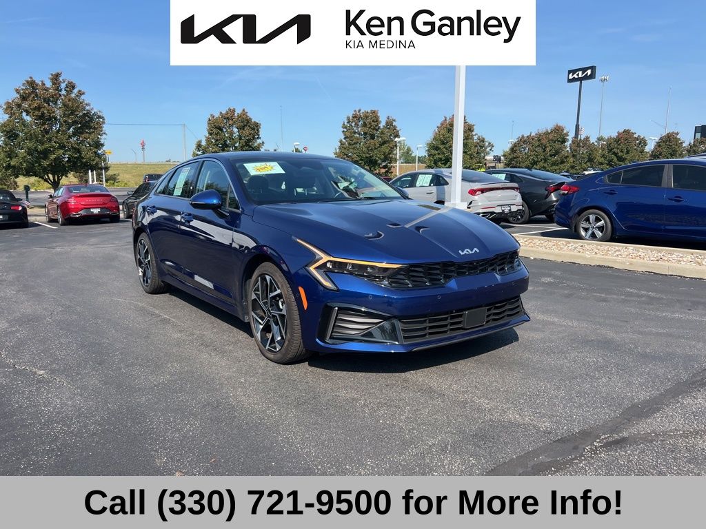 2025 Kia K5 EX photo 6
