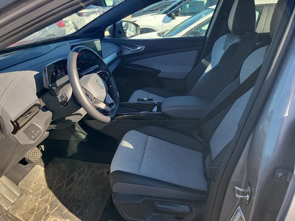 2023 Volkswagen ID.4 Pro photo 2