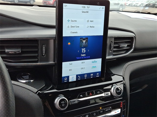 2022 Ford Explorer ST photo 13