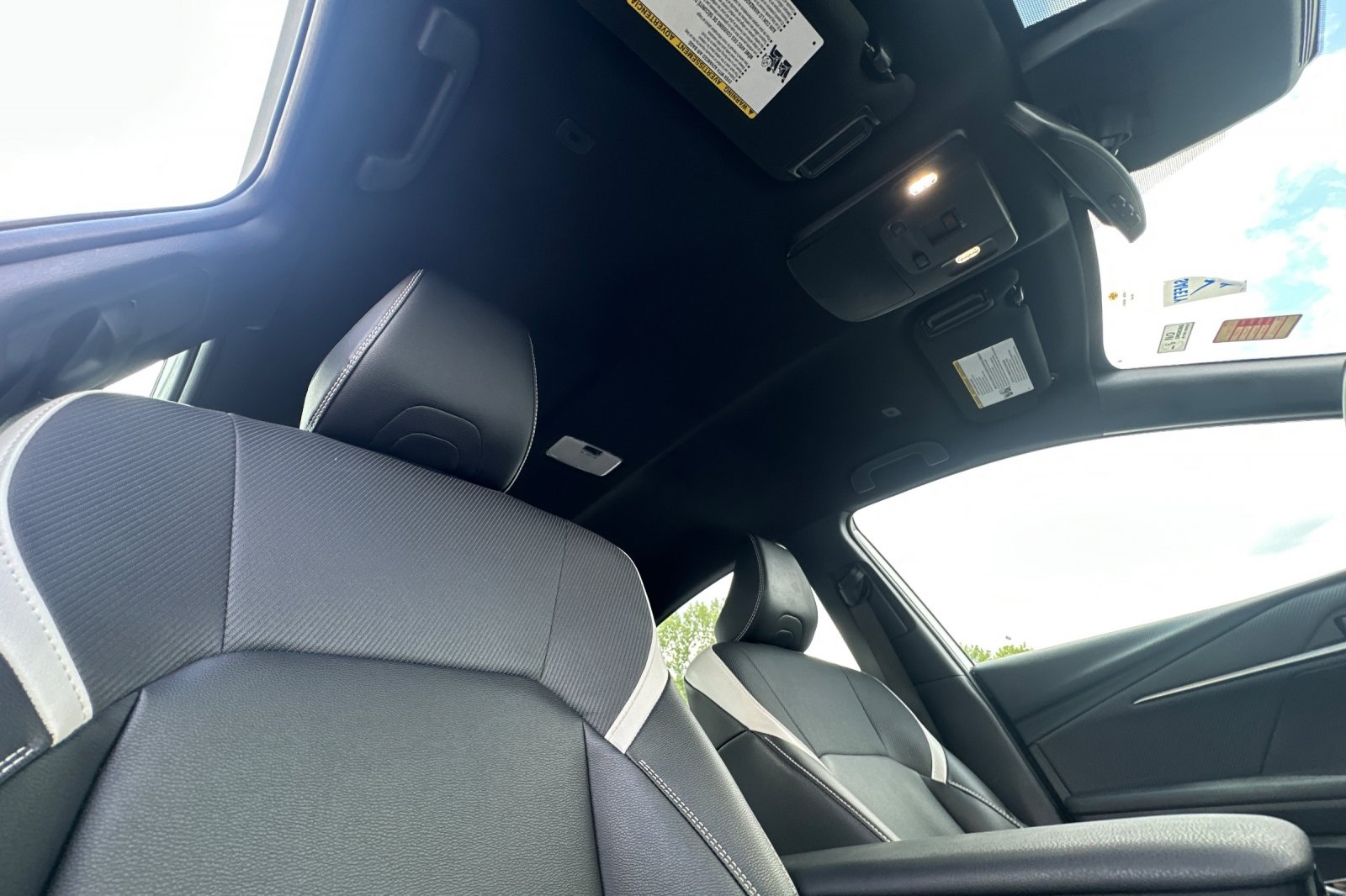 2025 Toyota Camry SE photo 17