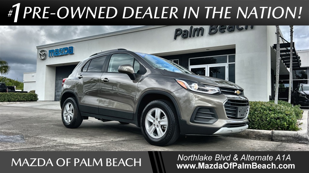 Used 2022 Chevrolet Trax LT with VIN KL7CJPSM4NB526546 for sale in North Palm Beach, FL