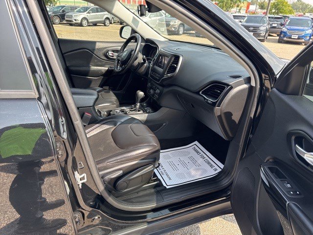2021 Jeep Cherokee Altitude photo 17