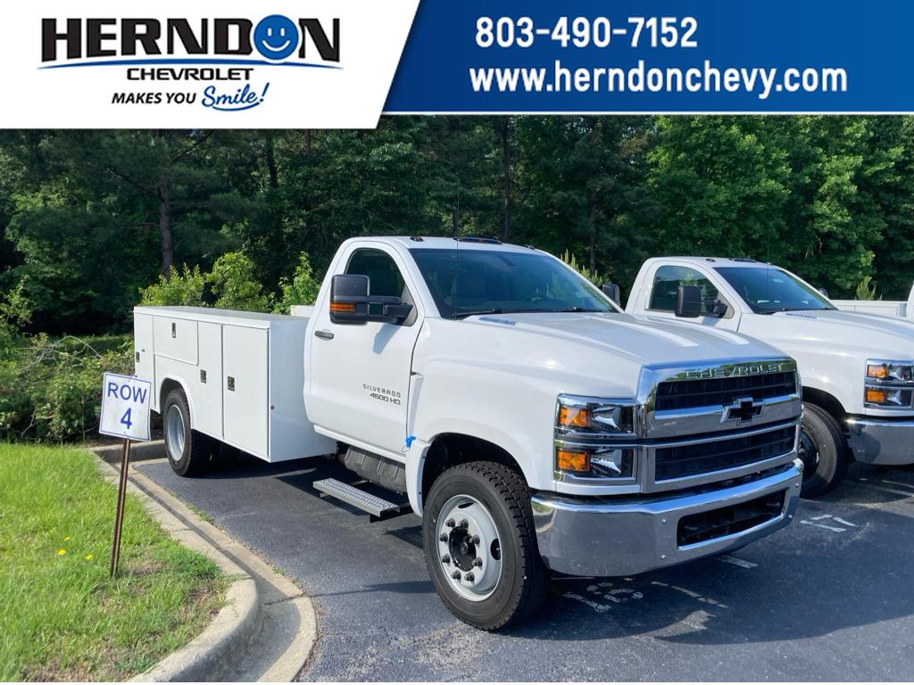 2024 Chevrolet Silverado 4500 Medium Duty Chassis Cab Work Truck's photo