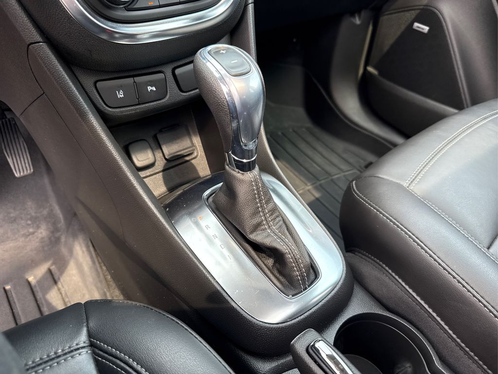 2016 Buick Encore Premium photo 32