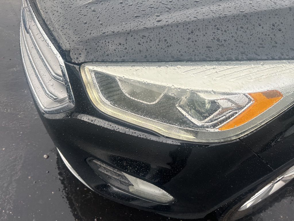 2017 Ford Escape SE photo 4