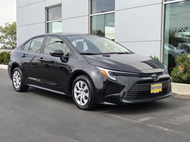 2024 Toyota Corolla Hybrid LE photo 3