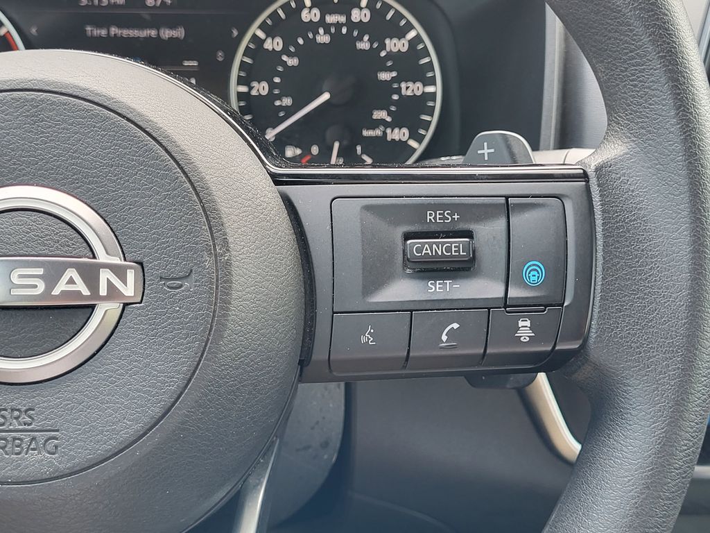 2023 Nissan Rogue SV photo 19