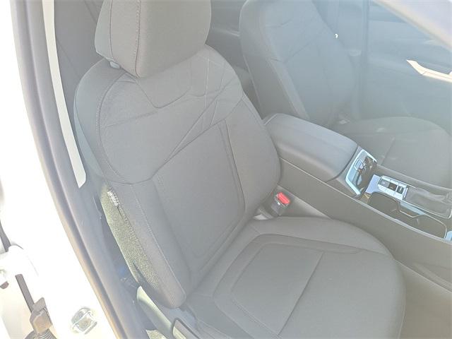 2025 Hyundai Tucson SE photo 16
