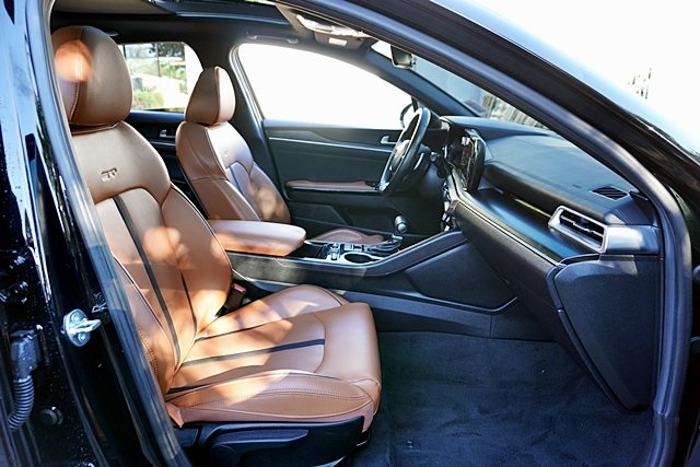 Used 2024 Black Kia GT image 10