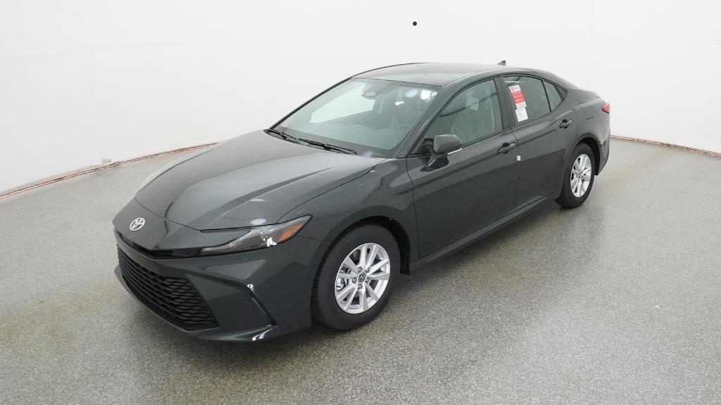 2026 Toyota Camry LE's photo