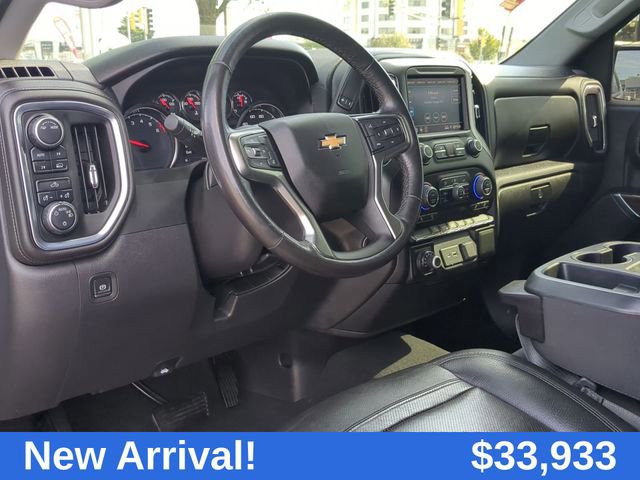 2022 Chevrolet Silverado 1500 LT photo 3