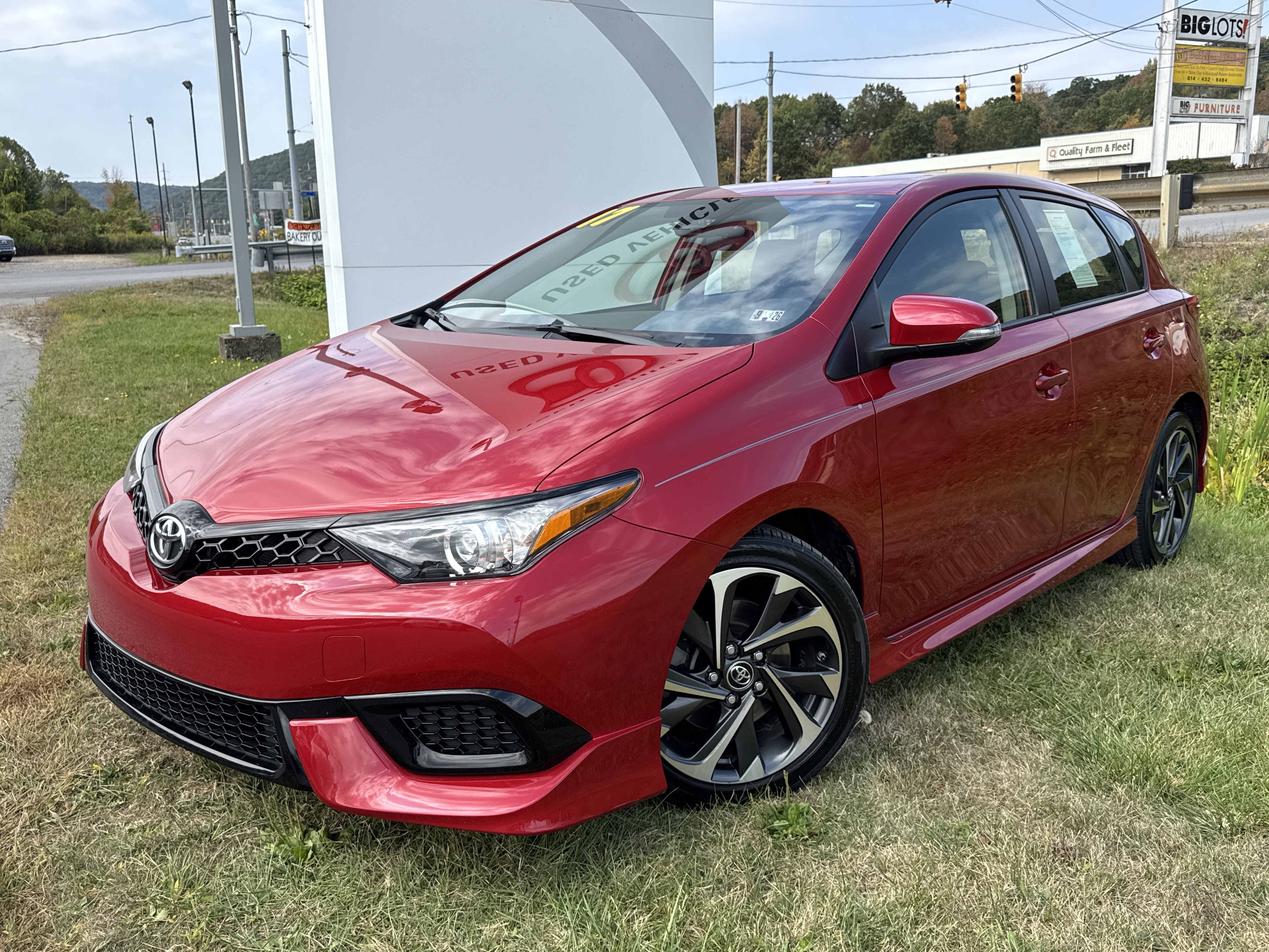 2017 Toyota Corolla iM Base's photo