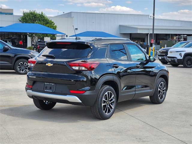 2026 Chevrolet Trailblazer LT photo 4