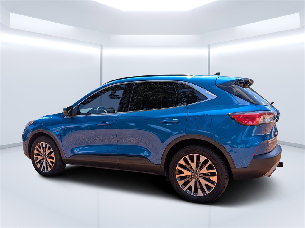 2020 Ford Escape Titanium photo 5