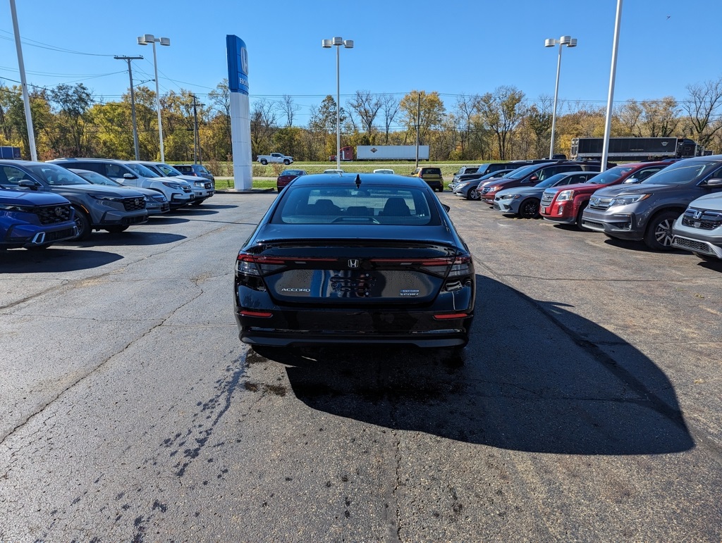 2025 Honda Accord Hybrid Sport photo 3