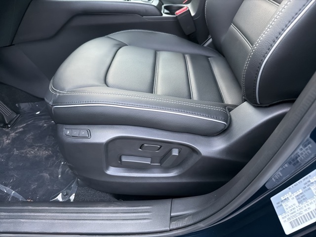 2025 Mazda CX-5 2.5 S Preferred photo 9